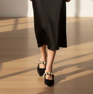 Elegant Black Pearl-Embellished Women's Shoes